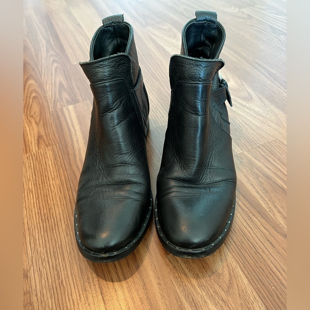 Freda Salvador Ankle Boot